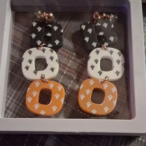 NIB! BOO Wooden Earrings